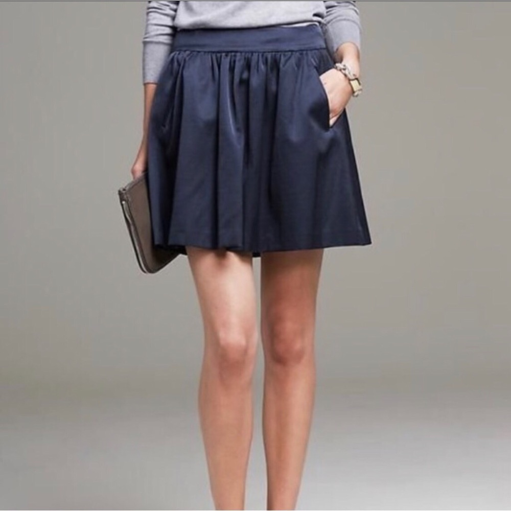 🔥SALE🔥Banana Republic Festive Shine Faille Skirt - Picture 1 of 4